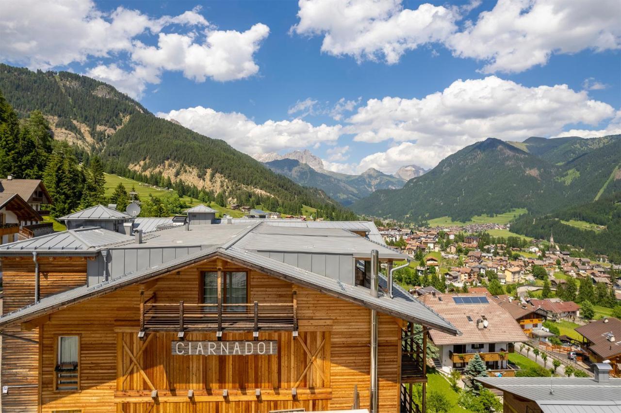 Design & Suite Hotel Ciarnadoi Vigo di Fassa Eksteriør billede